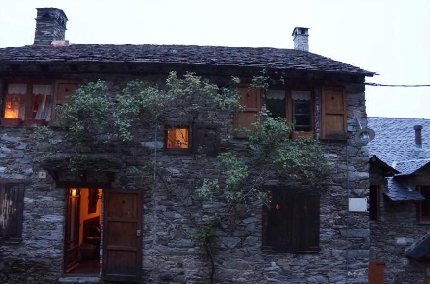 Vila Casa De La Font De Dalt Queralbs Exteriér fotografie